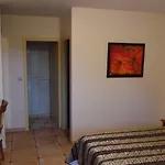 Aux Vieux Arceaux Hotel 3*