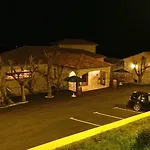 Aux Vieux Arceaux Hotel 3*