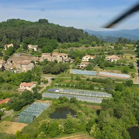 Aux Vieux Arceaux Hotel 3*
