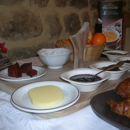 Aux Vieux Arceaux 3*