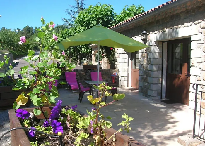 فندق Aux Vieux Arceaux