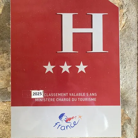 Ξενοδοχείο Aux Vieux Arceaux 3*