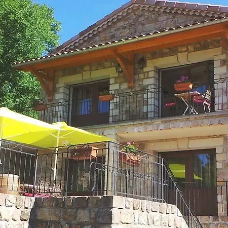 Aux Vieux Arceaux Ξενοδοχείο