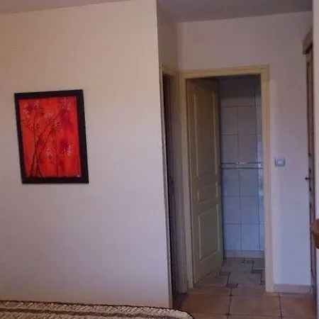 Aux Vieux Arceaux Ξενοδοχείο